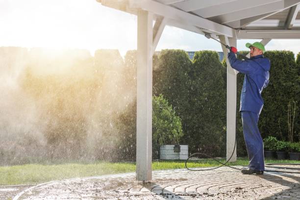 Best Pool Deck Cleaning  in Bon Secour, AL